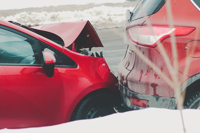 Two drivers injured following car crash in Barrie